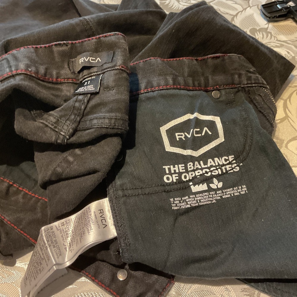 RVCA Daggers Fit Jeans Women 31 Black Excellent Slim Stretch Denim - Picture 3 of 6
